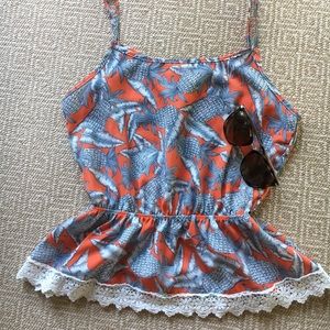 Super nice cute little top.